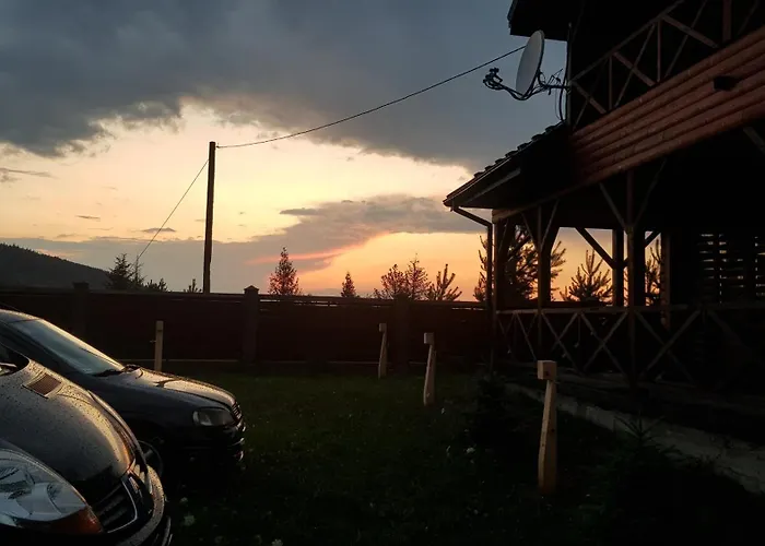 Котедж Вікторія